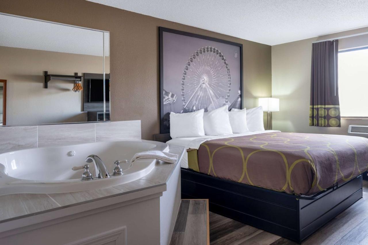 Super 8 By Wyndham Merrillville Exterior foto